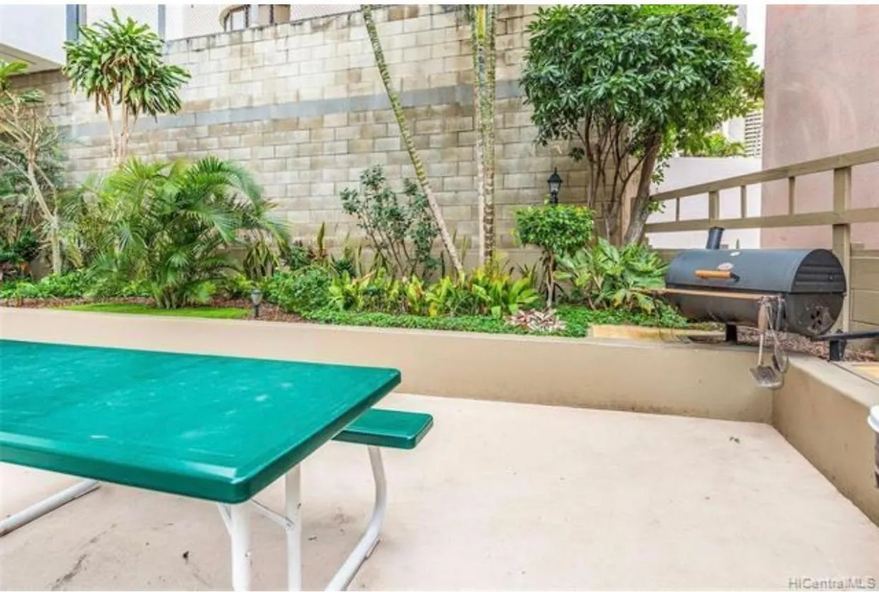 Soothing Hawaii Condo - 18F Honolulu Aparthotel