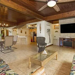 Hawaiian King Aparthotel